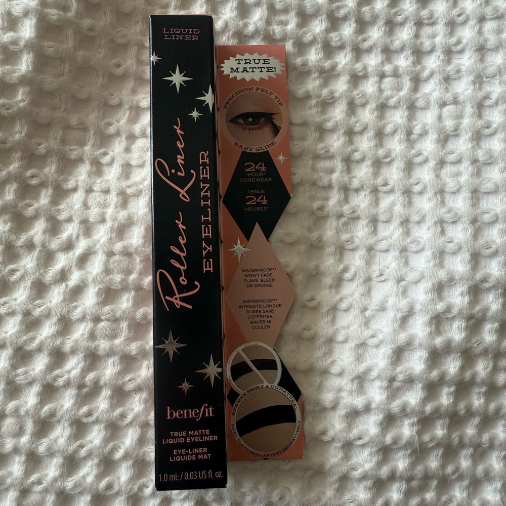 Benefit Roller Liner Eyeliner in Black and Pink
